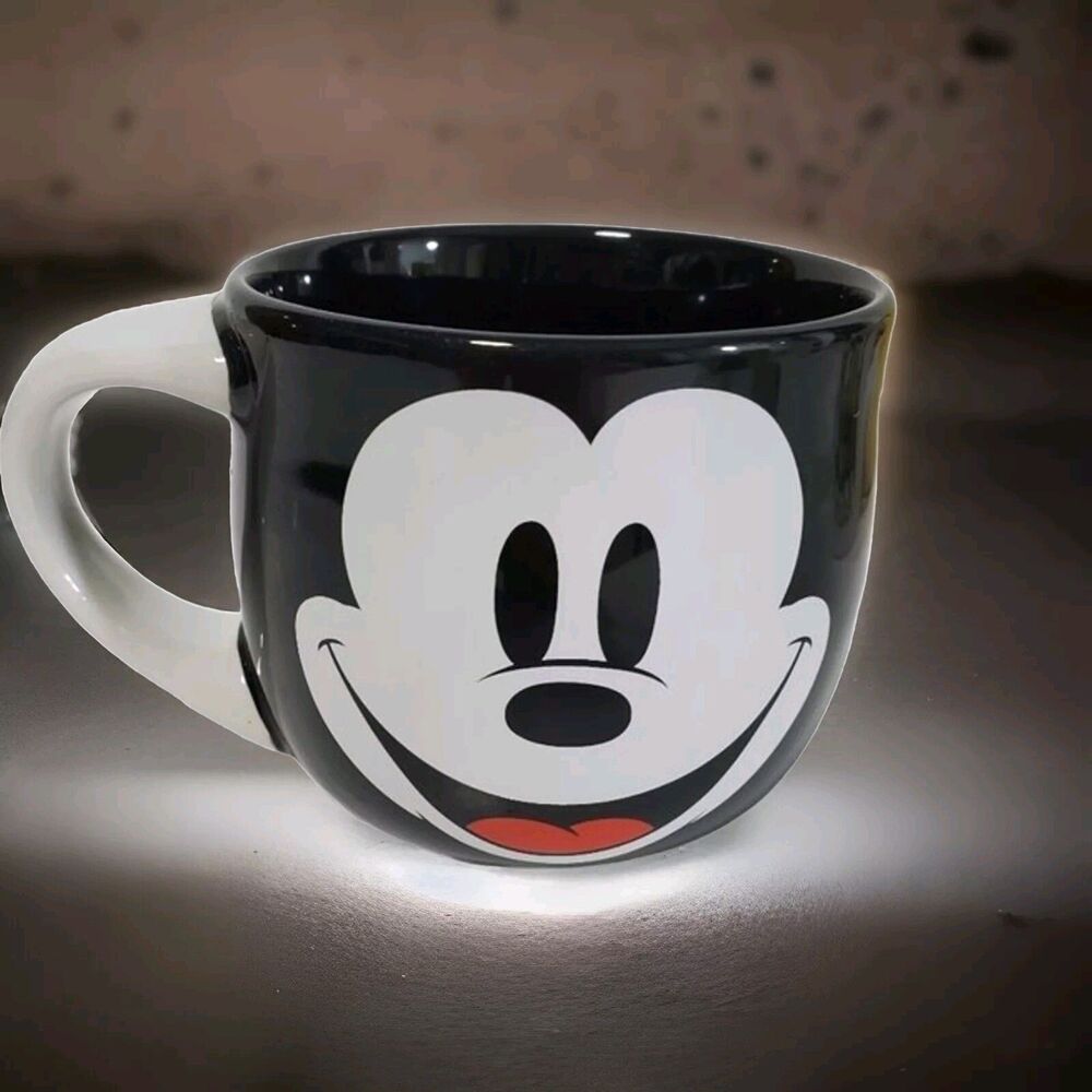 Disney Store Exclusive Mickey Mouse Coffee Cup Large mug  Black White Ceramic *